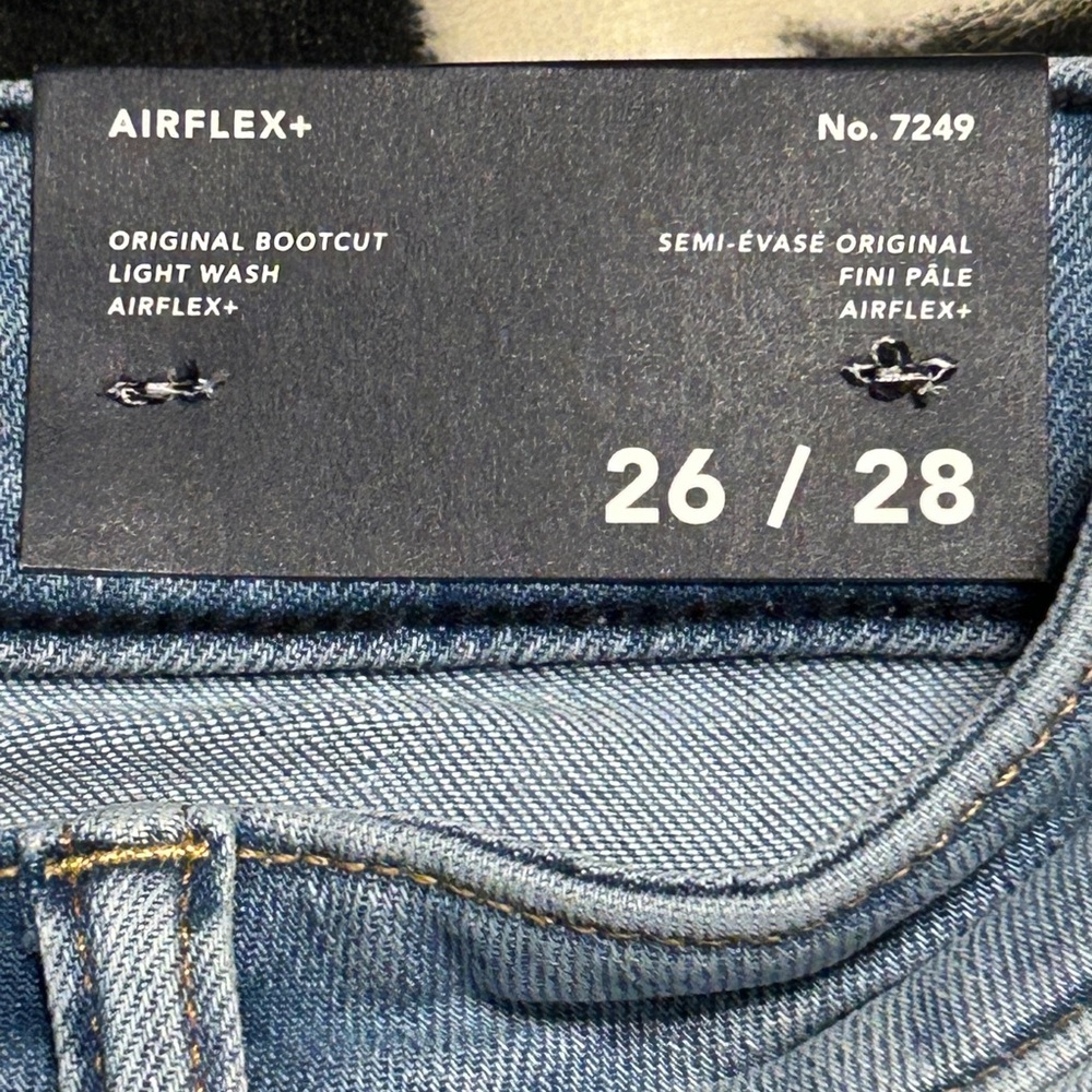 American Eagle Outfitters Light Blue Bootcut Jeans - Picture 5 of 8